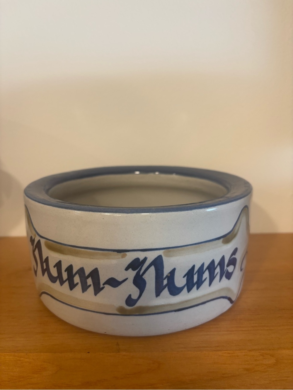 Louisville Stoneware Num Nums Dog Bowl Hand Painted Kentucky Pottery